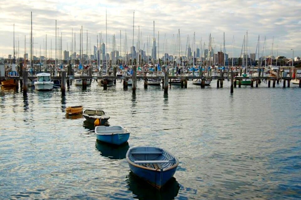 Niewielki port w Sydney - Życie w Australii