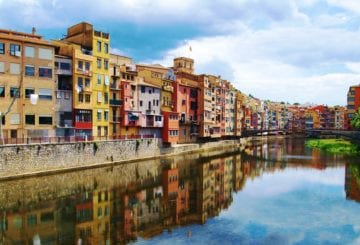 Girona Katalonia domy rzeka