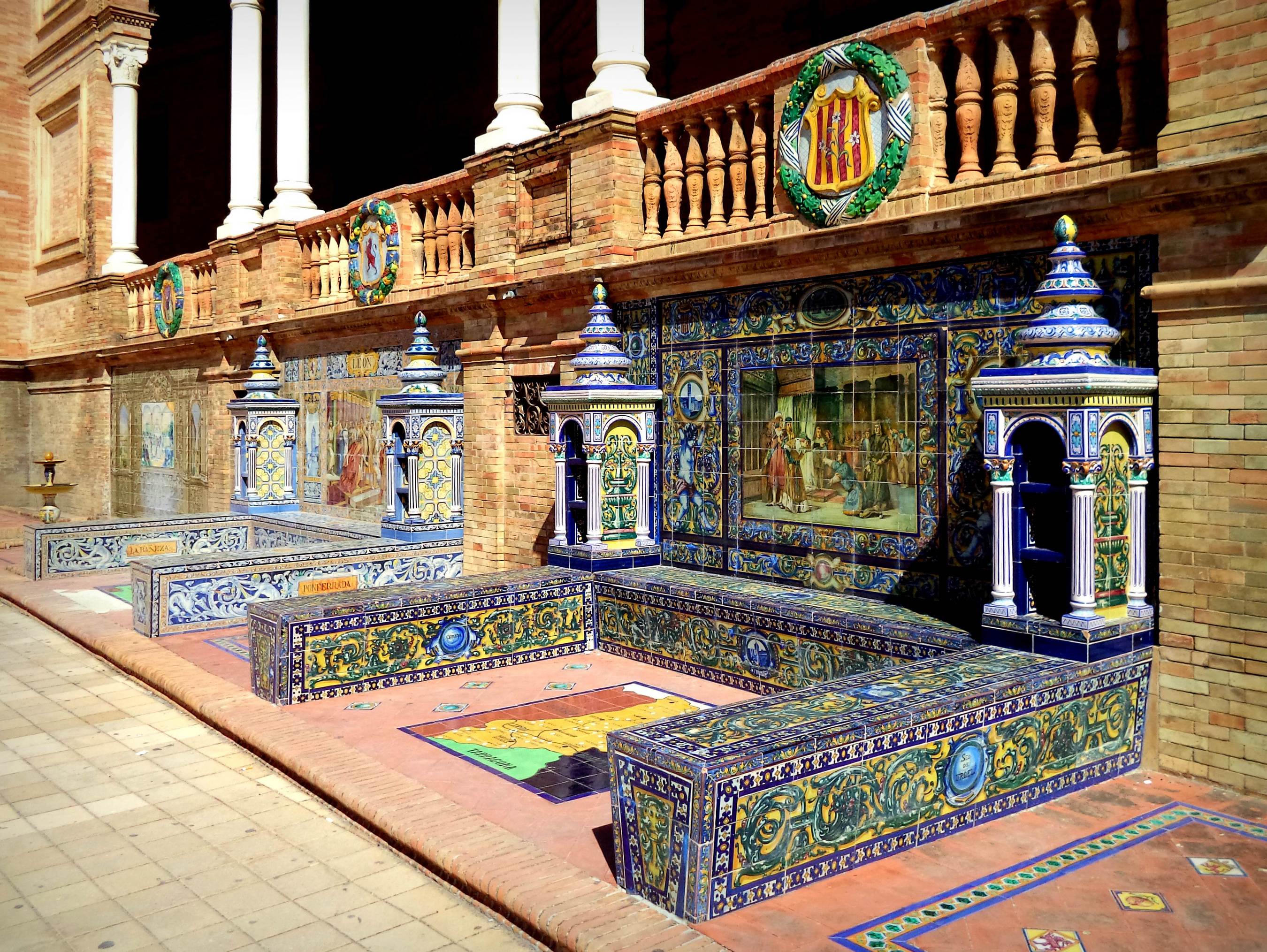 Azulejos ozdobne płytki ceramiczne - zwiedzanie Andaluzji