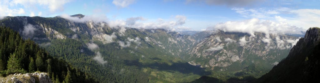 Góry Durmitor w Czarnogórze - najbardziej zalesione państwa Europy 